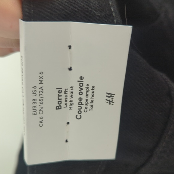 NWT H&M Loose Fit Barrel High Waist - Picture 6 of 7